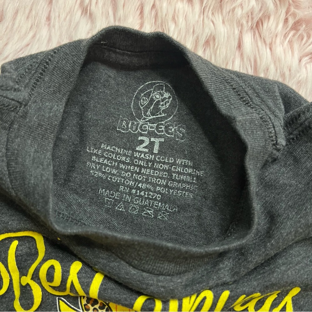Buc-ees The Best Things are Wild & Free Leopard Print Sunflower Graphic Tee 2T - Picture 3 of 4